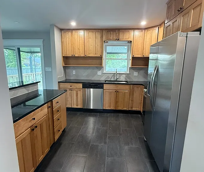 7404 Worthington Rd — Photo 8
