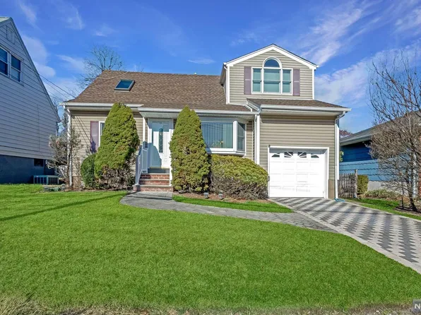 68 Spring Valley Ave, River Edge, NJ 07661
