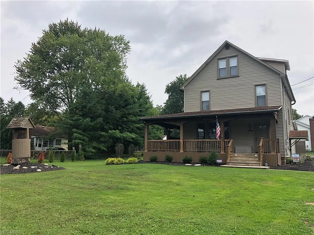 2662 Center Rd photo 1