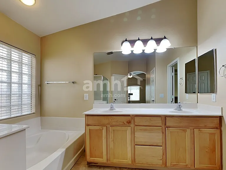 11557 W Pima St — Photo 11