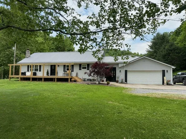 237 Squirrel Lane, Pine Grove, WV 26419