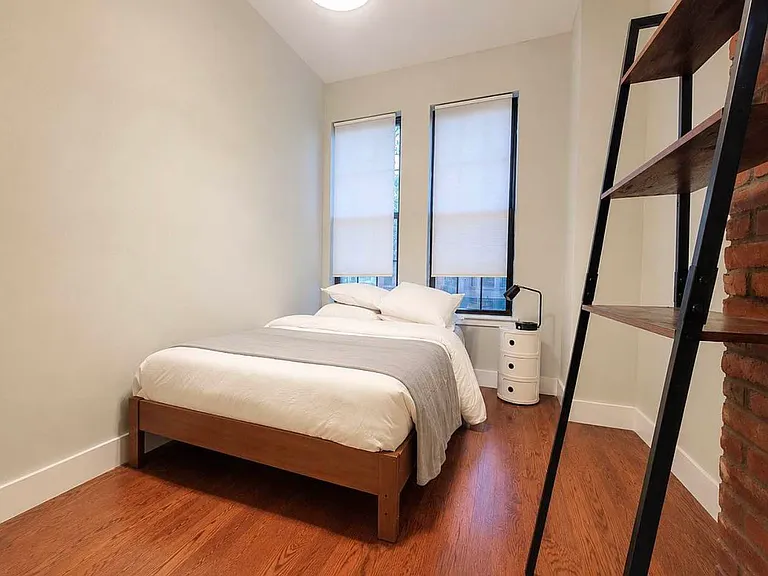 1277 Jefferson Ave #3 — Photo 5