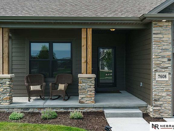 3rd image of 7608 N 281st
