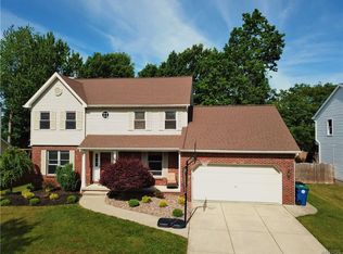 34 San Fernando Ln, East Amherst, NY 14051