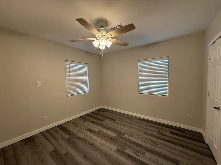 1509 E Roosevelt St #4 — Photo 3