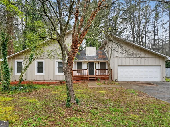 1459 Hidden Hills Pkwy, Stone Mountain, GA 30088