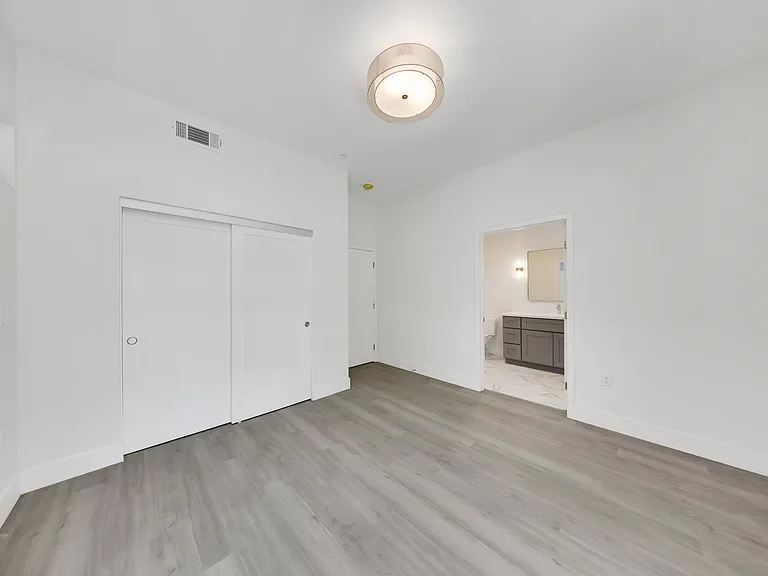 973 E Del Mar Blvd #104 — Photo 7