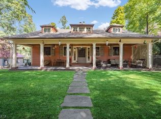 15 Cedars Rd, Caldwell, NJ 07006