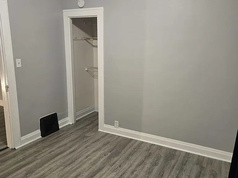 4021 Pulaski St #1 — Photo 11