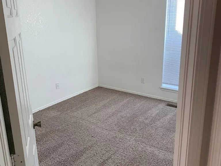 8336 E 120th Pl S — Photo 35
