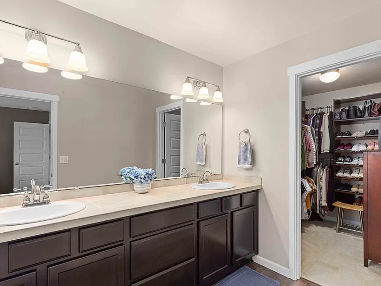 120 Pickford Pl SW — Photo 10