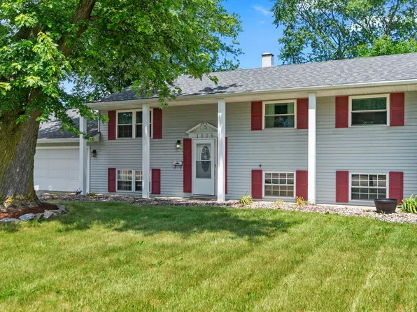 1005 E Washington Center Rd, Fort Wayne, IN 46825