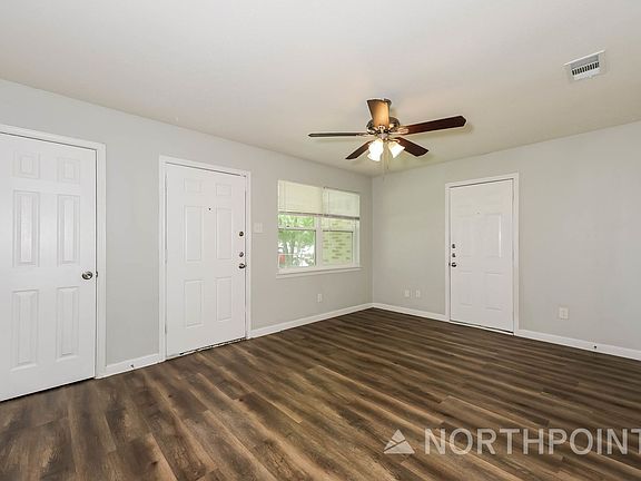 2nd image of 1336 E Park Dr