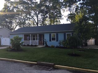 91 Oak Leaf Dr, Little Egg Harbor, NJ 08087