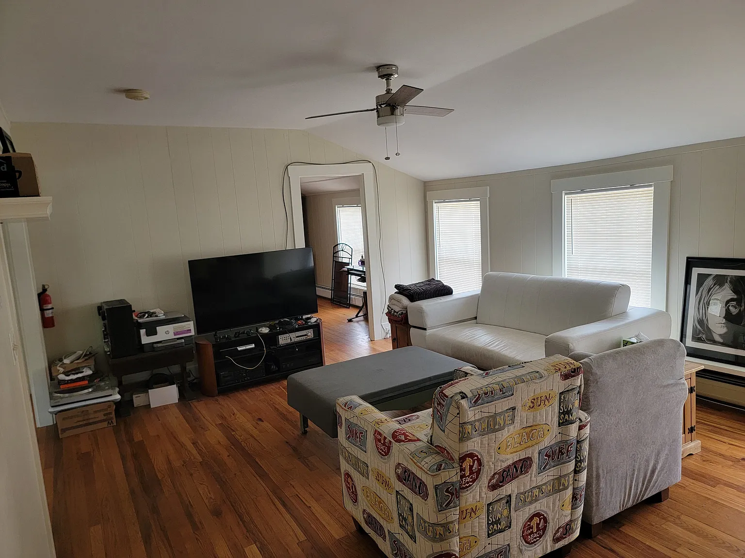 3 bed, 1.0 bath, $2,250 — Photo 2