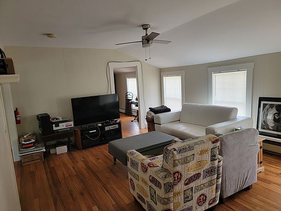 2nd image of 242 Main St Unit B