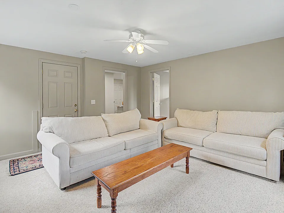 6 Windsor Rd