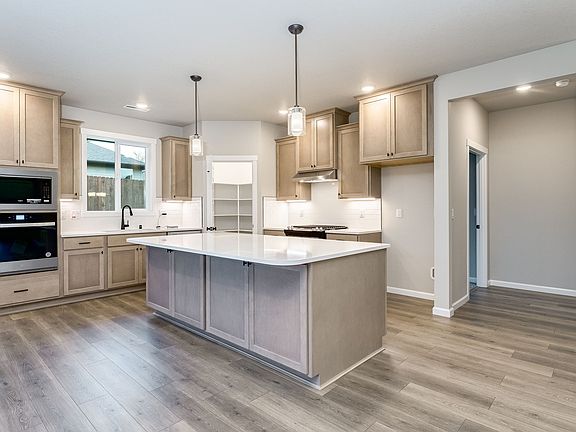 637 NW 29TH ST by Aho Construction