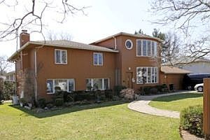 1st image of 46 Lake Dr