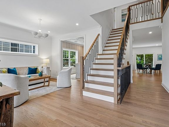 4th image of 31 Verona Rd