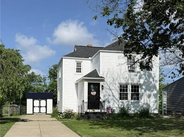 18 Saint Martins Pl, Buffalo, NY 14220