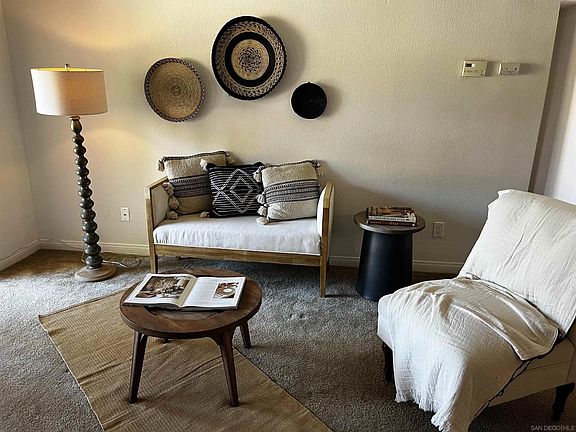4th image of 12071 Alta Carmel Ct Unit 89