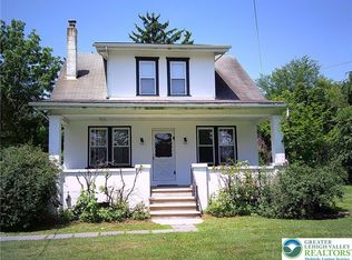 1410 Ridgeview Dr, Allentown, PA 18104