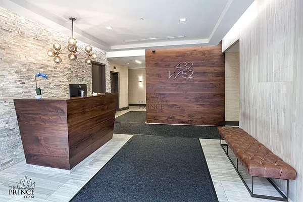 Rented by Compass | media 19