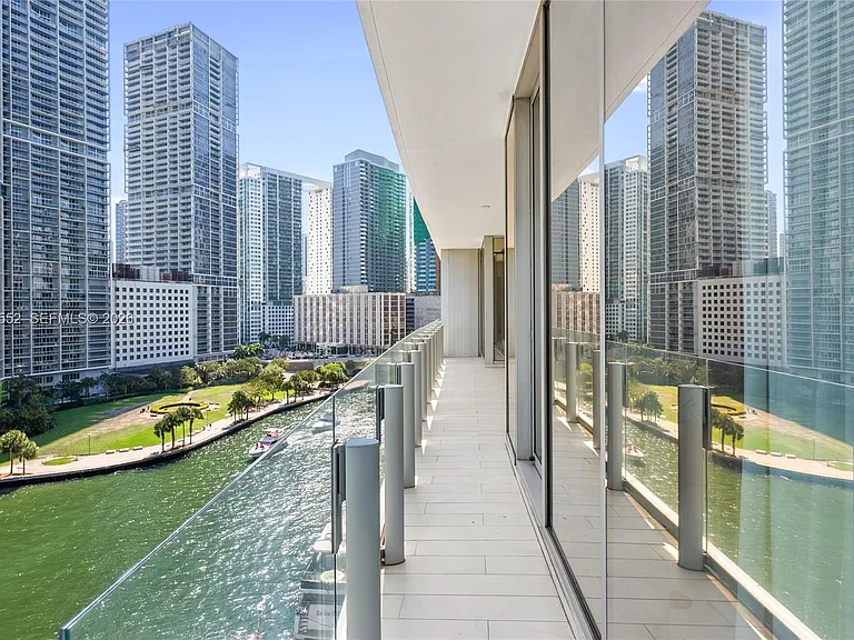 300 Biscayne Boulevard Way #901E — Photo 37
