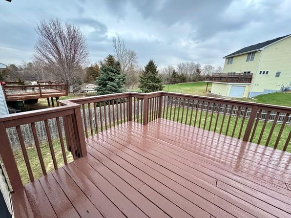 518 Mackenzie St, Somerset, WI 54025