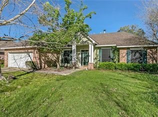 321 Sioux Dr, Abita Springs, LA 70420