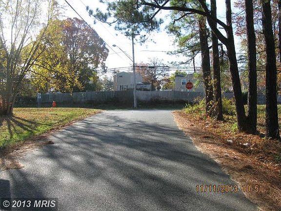 5th image of 8700 Gerst Ave