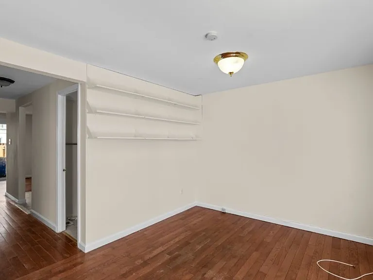 10289 Daystar Ct — Photo 5