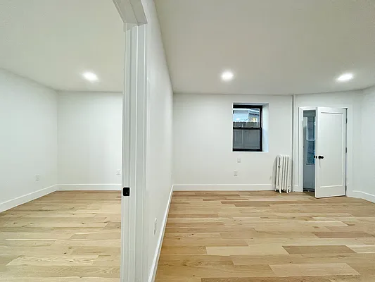 Rented by Pear NYC LLC | media 24