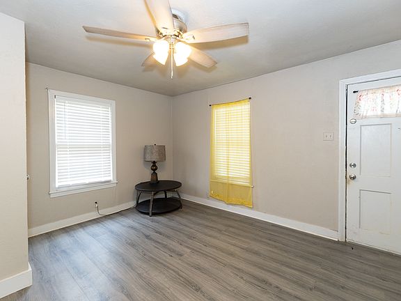 3rd image of 513-1 E Doddridge Ave #2