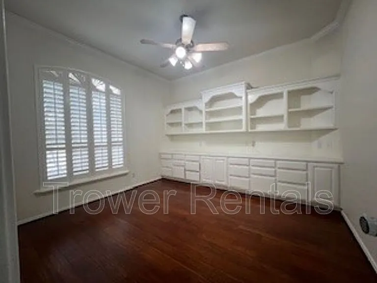 8104 San Antonio St — Photo 55