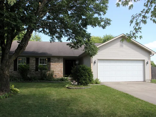 5112 Pine Hill Dr, Noblesville, IN 46062