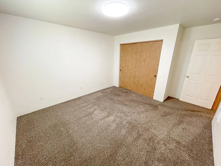 5410 N Hills Dr — Photo 14