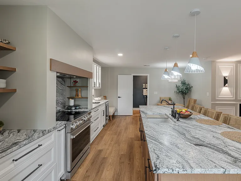 1602 Juniper St — Photo 12