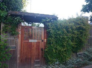 3241 12th Ave W, Seattle, WA 98119