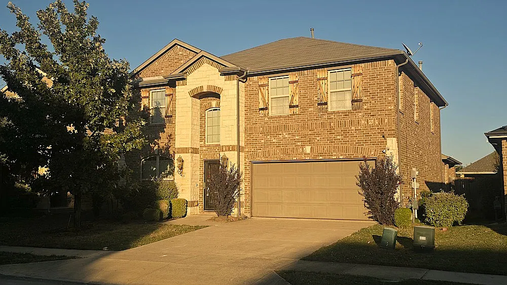 4 bed, 3.5 bath, 2978 sqft, $2,950 — Photo 1