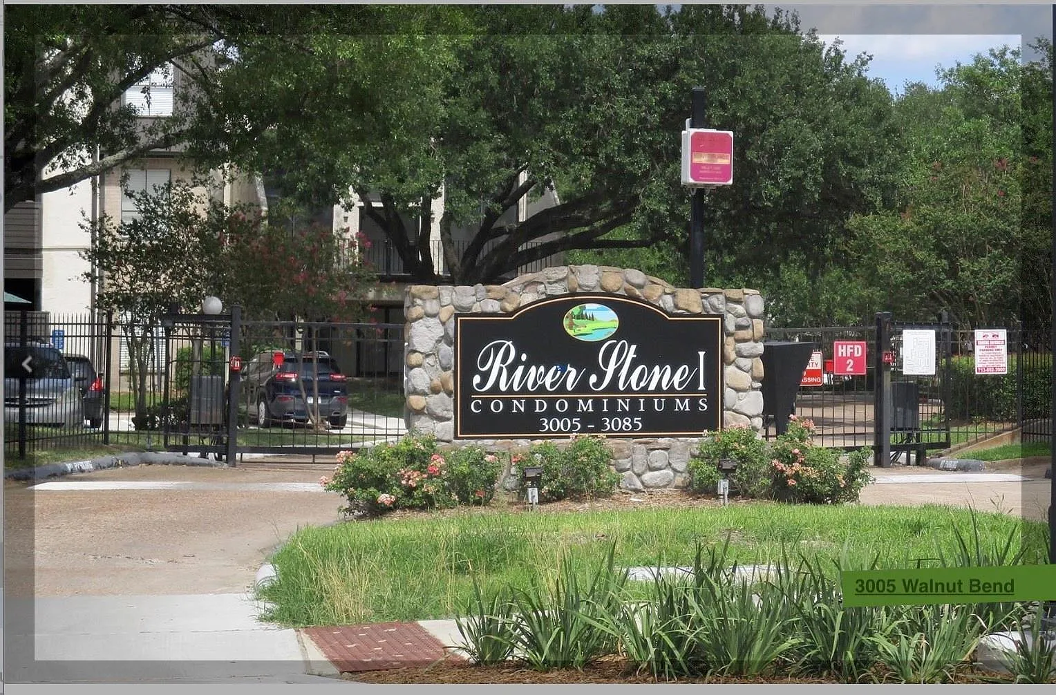 2 bed, 1.5 bath, 950 sqft, $1,200 — Photo 1