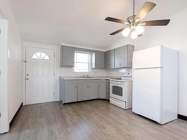 2 bed, 500 sqft, $925 — Photo 4