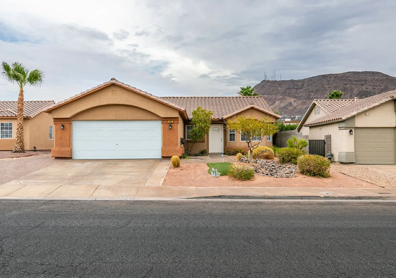 Black Mountain Retreat with Private Casita, Pool & No HOA — Photo 1