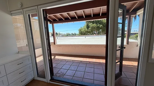 810 Gravilla Dr #B — Photo 11