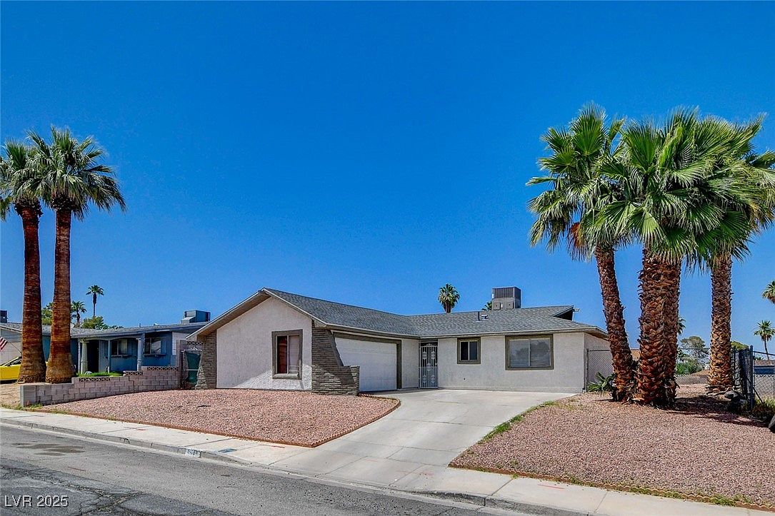 4484 Bennett Dr, Las Vegas, NV 89121 | Zillow