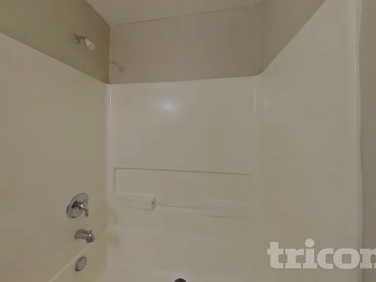 76 Springway Dr — Photo 13
