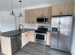 2000 N Leavitt St #1, Chicago, IL 60647