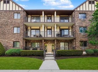Foxwood Run, Staten Island, NY 10314