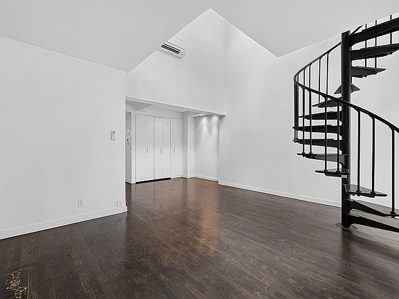 5th image of 61 E 77th St #Penthouse 9/10d